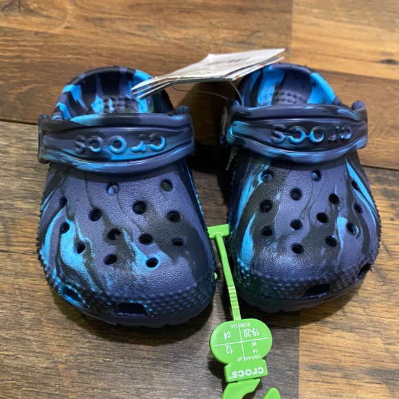 CROCS Kids' Navy and Aqua Water Shoes - Picture 1 of 5